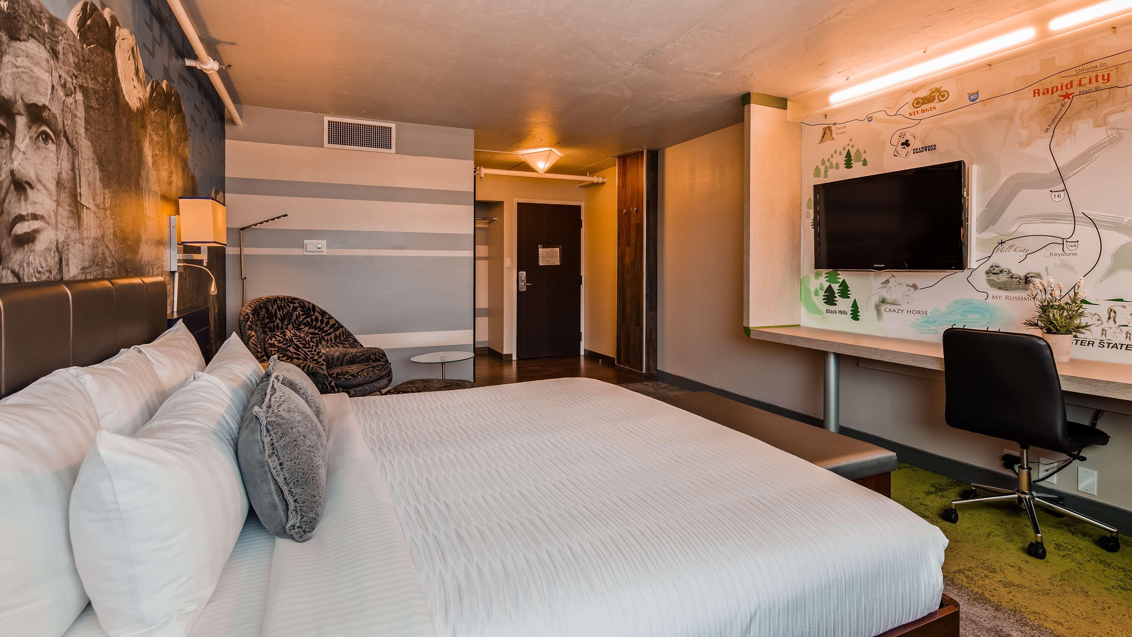 The Rushmore Hotel & Suites; BW Premier Collection Рапид Сити Екстериор снимка